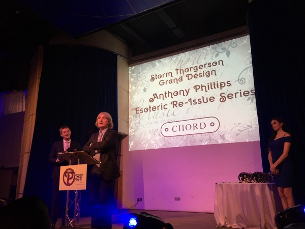 Ant delivering his acceptance speech
